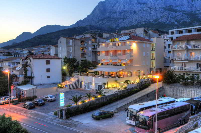 Hotel Rosina Makarska Luaran gambar